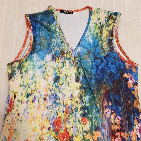 BOGO Free🦋 Lily by Firmiana Long Floral Asymmetrical Hemline Top - Picture 2 of 13